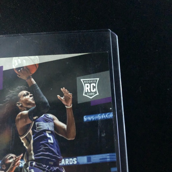De’aaron Fox Rookie Basketball Card - Picture 3 of 4